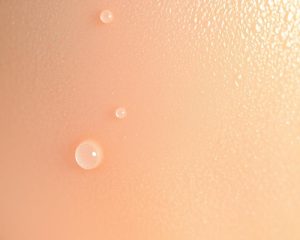 Kwasy złuszczające – jak działają i jak je stosować w pielęgnacji?