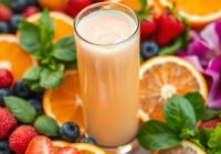 Kolagen do picia czy działa na skórę: co zmienić w diecie, żeby skóra zareagowała